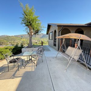 blossom-valley-residential-care-7-patio.jpeg