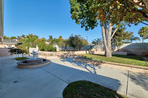 oceanside-elderly-care-home-448-back-porch-2.jpg