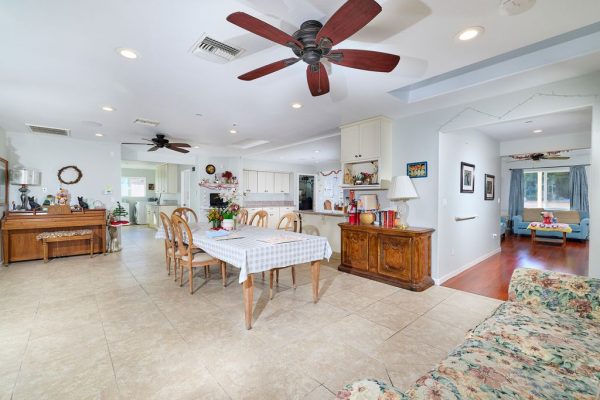 oceanside-elderly-care-home-452-dining-room.jpg