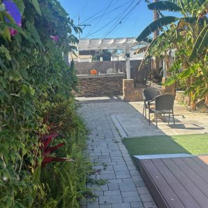 boutique-care-senior-living-10-outside.jpg