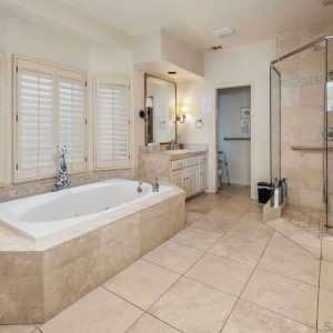 coastal-breeze-senior-living-inc-8-bathroom.jpg