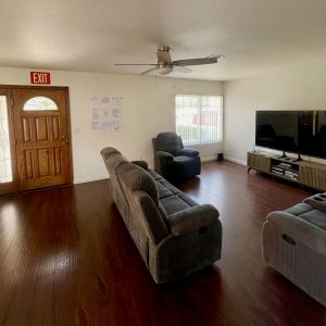 royal-care-horizons-7-living-room.jpeg