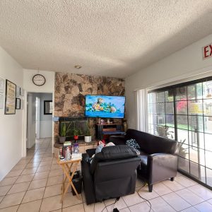 silvercreek-home-care-2-living-room.jpeg