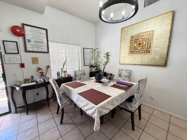 silvercreek-home-care-3-dining-room.jpeg