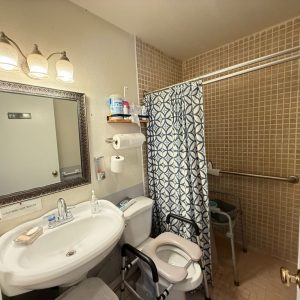 silvercreek-home-care-5-bathroom.jpeg