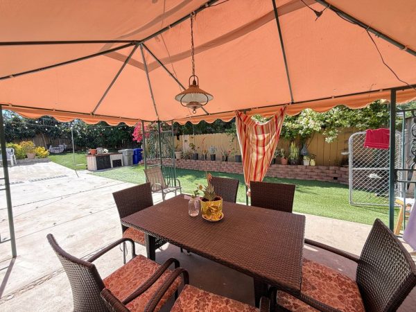 silvercreek-home-care-7-outside.jpeg