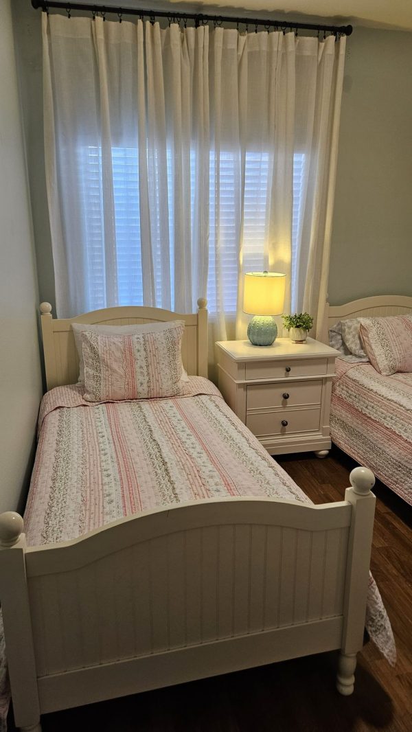 agape-senior-care-i-7-shared-room.jpg