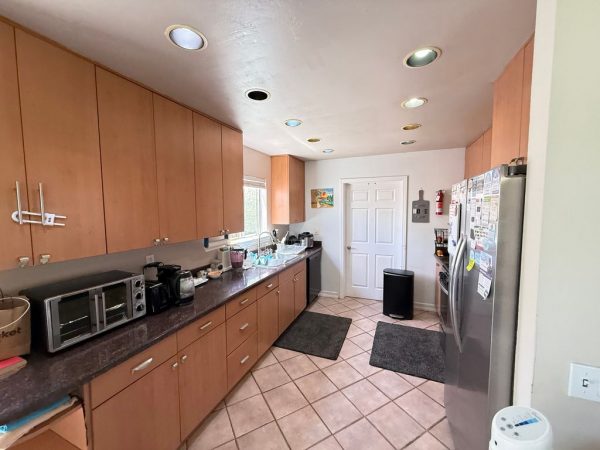 carlsbad-elder-care-4-kitchen.jpeg
