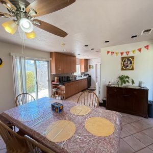 carlsbad-elder-care-5-dining-room.jpeg