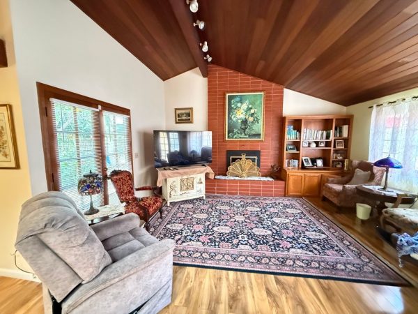 hillside-garden-i-3-living-room.jpeg