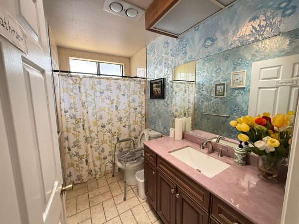 hillside-garden-ii-8-bathroom.jpeg