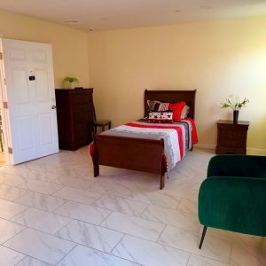 seniors-paradise-4-private-room.jpeg