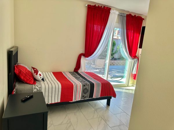 seniors-paradise-5-private-room.jpeg