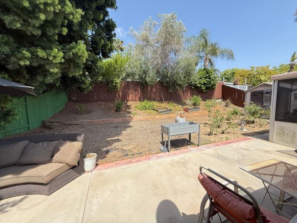 uc-care-senior-living-iii-9-backyard.jpeg