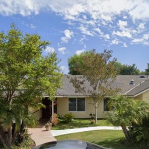 paradise-home-and-garden-1-street-view-rm.jpg