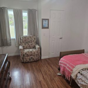 paradise-home-and-garden-5-private-room.jpg