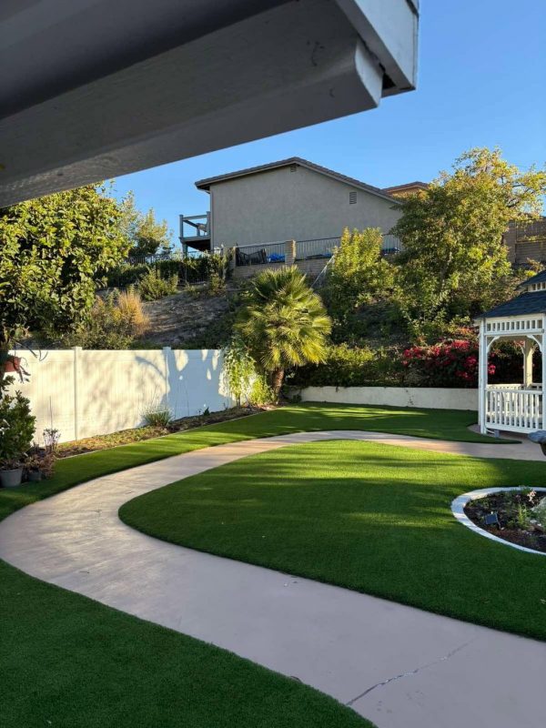 paradise-home-and-garden-6-backyard.jpg