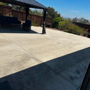 thrive-elder-care-2-backyard.jpeg