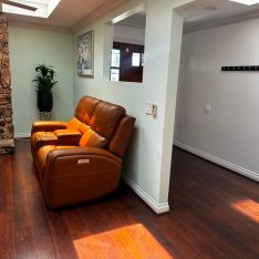 thrive-elder-care-2-living-room-4.jpeg