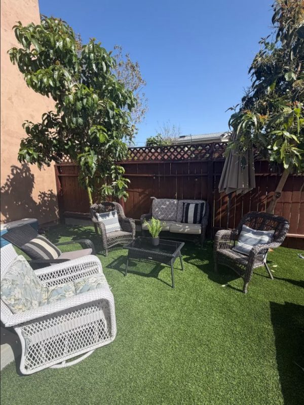 casa-o-bella-12-outside-seating.jpg