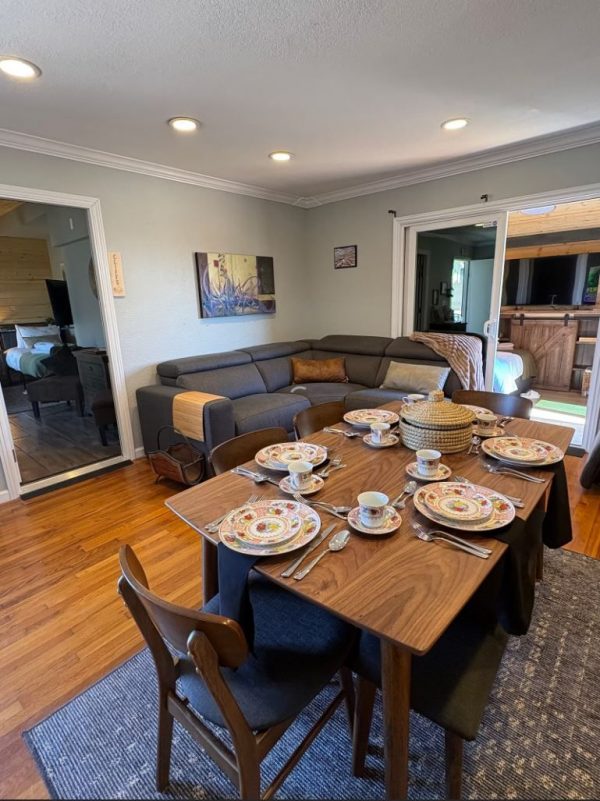 casa-o-bella-3-dining-room.jpg