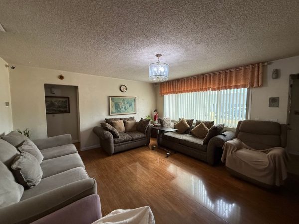 daleinas-home-care-3-living-room.jpeg