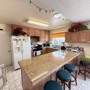 gate-manor-i-6-kitchen.jpeg
