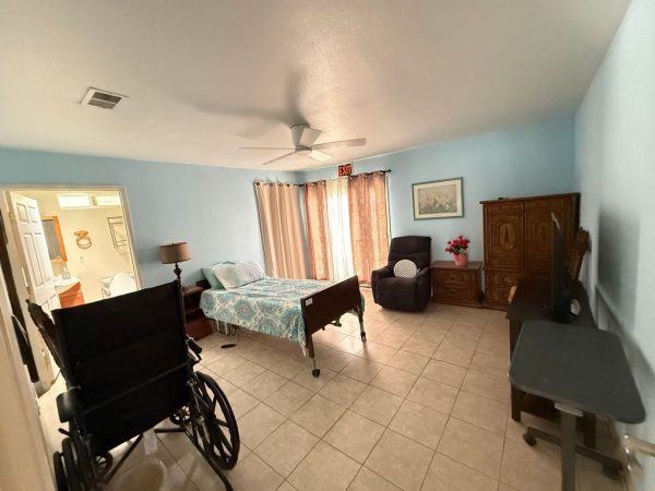 gate-manor-i-9-bedroom.jpeg