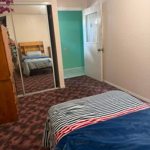 ideal-home-care-3-private-room.jpeg
