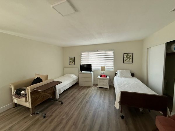 lucy-dinkie-home-care-llc-7-shared-room.jpeg