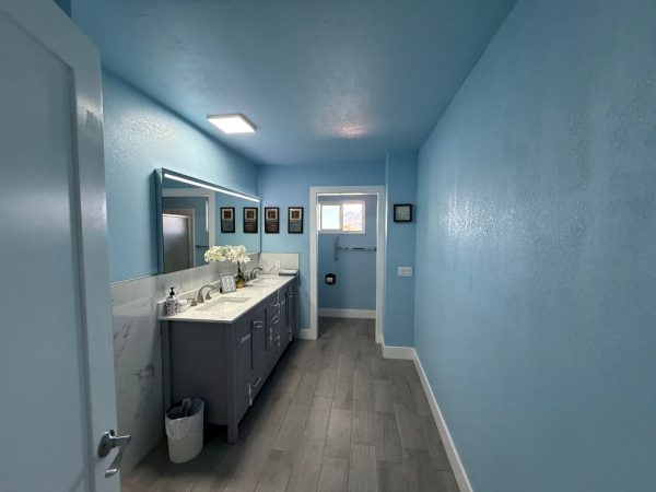 lucy-dinkie-home-care-llc-8-bathroom.jpeg