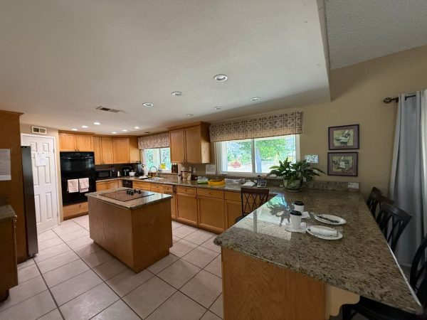 mercy-villa-5-kitchen.jpeg