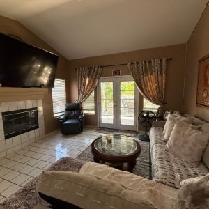 oceanside-rest-home-ii-3-living-room.jpeg