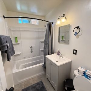 paradise-elderly-facility-care-9-bathroom.jpeg