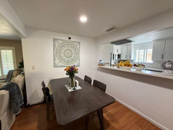 say-youre-home-too-4-dining-room.jpeg
