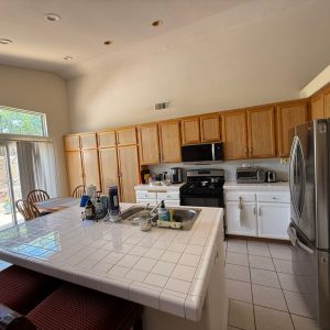 twin-oaks-manor-7-kitchen.jpeg