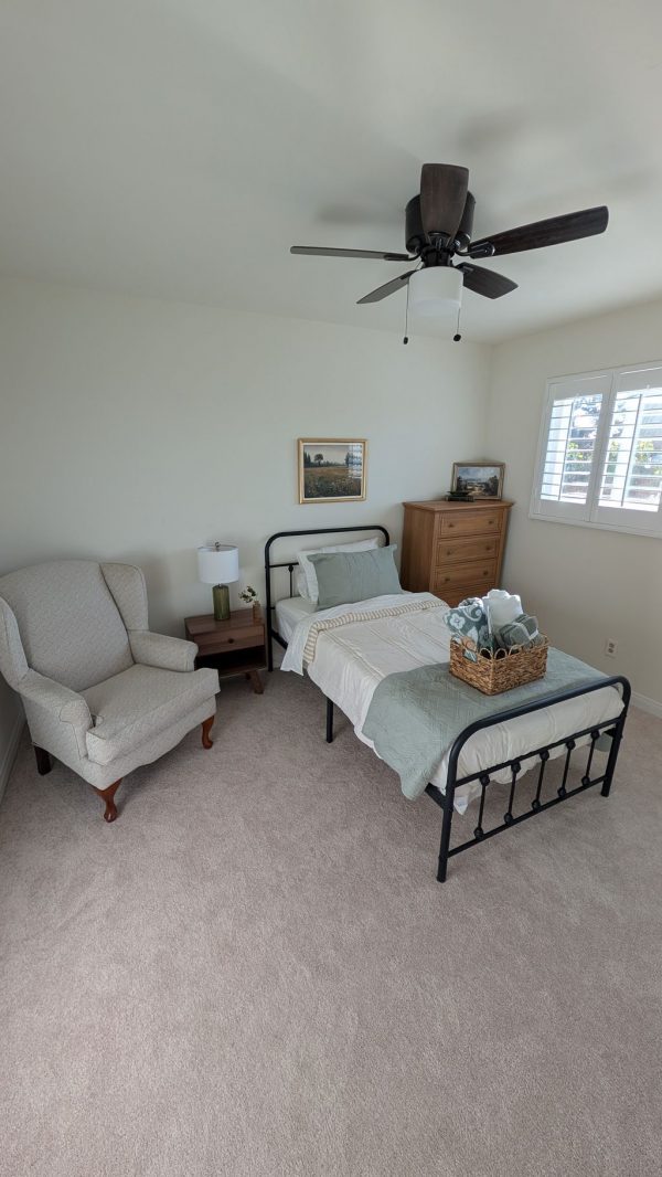 wholesome-haven-senior-living-bedroom1.jpg