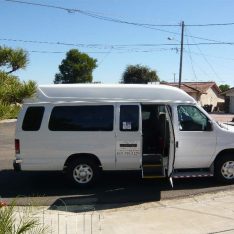 del-cerro-manor-iii-5-transportation-van.jpg