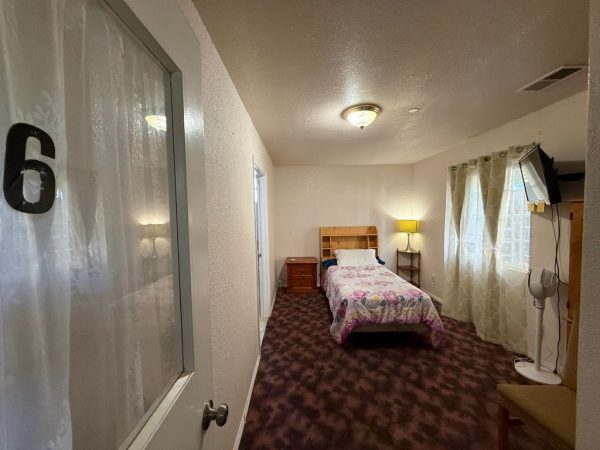ideal-home-care-5-private-room.jpeg