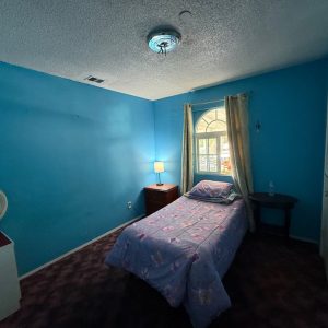 ideal-home-care-6-private-room.jpeg