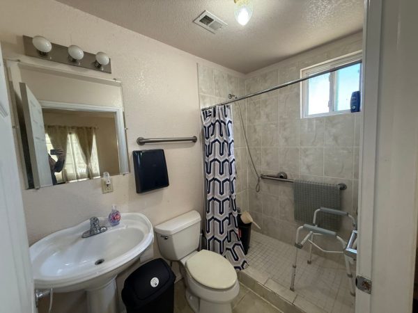 ideal-home-care-7-bathroom.jpeg