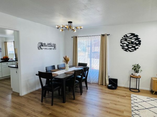 k-and-c-premier-care-llc-3-dining-room.jpeg
