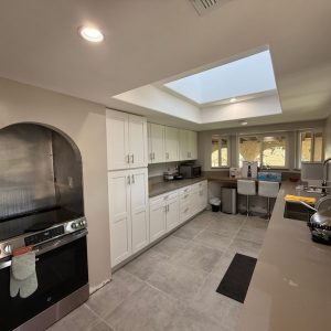 st-stephen-residential-care-facility-5-kitchen.jpeg