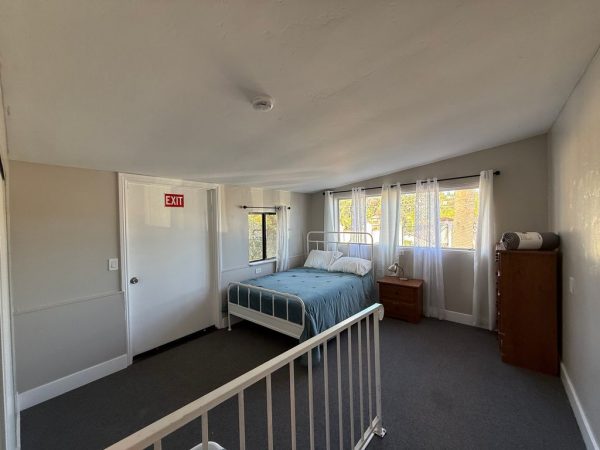 st-stephen-residential-care-facility-9-private-room.jpeg