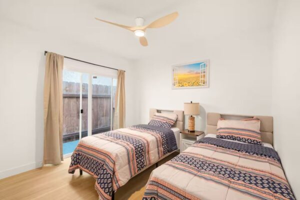 the-garden-senior-living-university-heights-7-shared-room.jpeg
